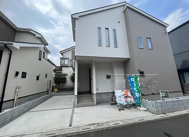 駐車場ももちろん完備しておりますのでお車所有の方にも心強いです。