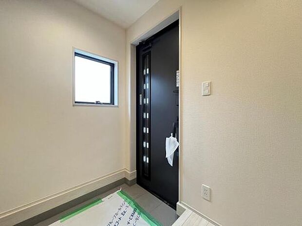 いつも気持ちよくご家族を迎えられる玄関です。