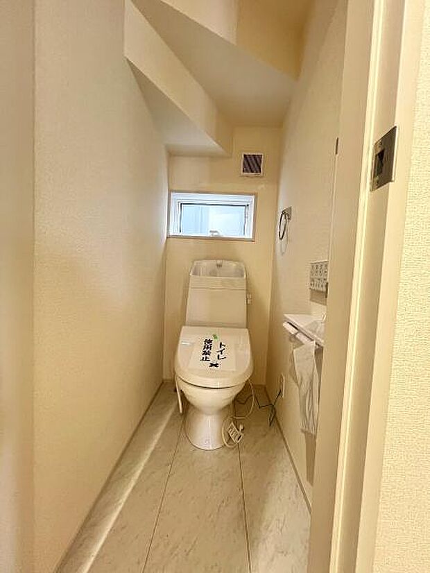 ほっと安らげるトイレ空間です。