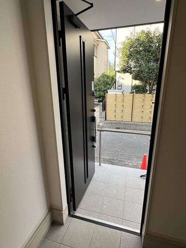 いつも気持ちよくご家族を迎えられる玄関です。