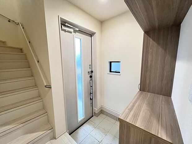 いつも気持ちよくご家族を迎えられる玄関です。