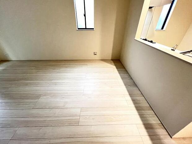 ご家族の温かい時間を演出するダイニングスペースです。