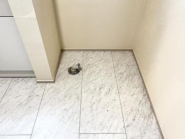 お天気を気にせずお洗濯ができ、室内干し可能です。