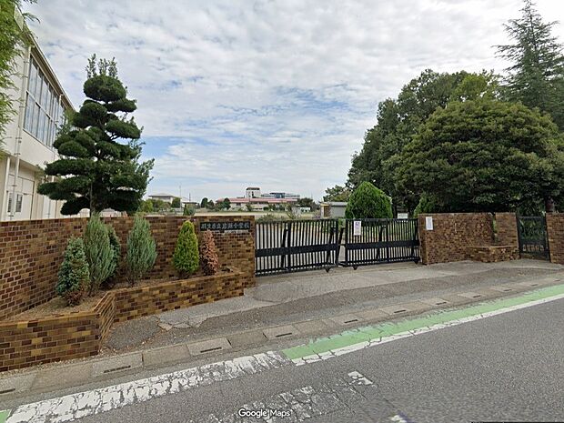 羽生市立岩瀬小学校まで約640m(徒歩8分)