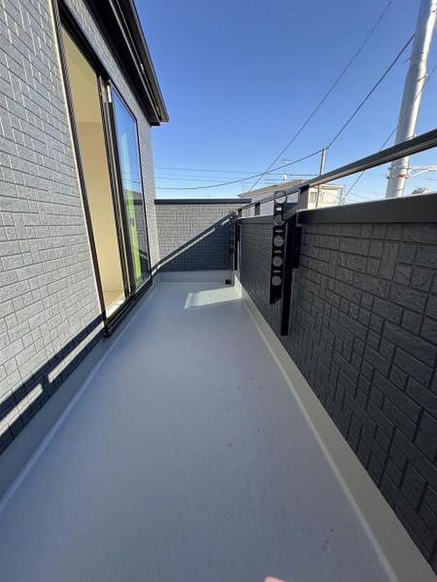 お洗濯ものを気持ち良く太陽の光で干せるのが嬉しいですね。