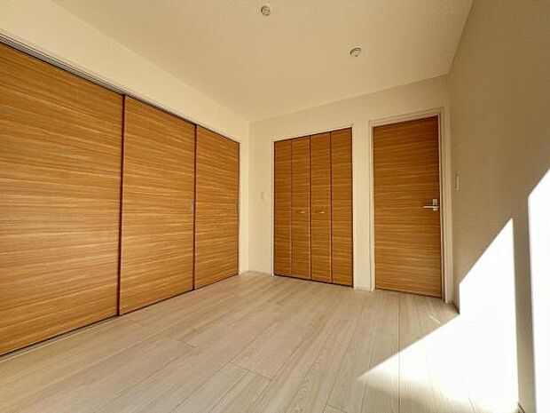 お庭スペースは、ガーデニングやお子様との外遊びなど多彩な用途でお楽しみいただけます。