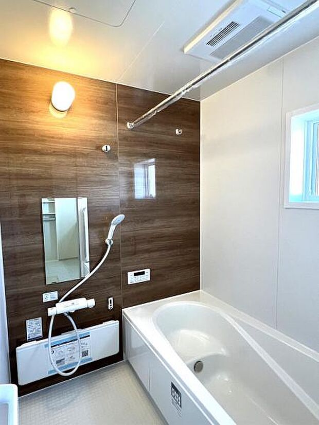 お風呂でほっとひといき。1日の疲れを癒しましょう。