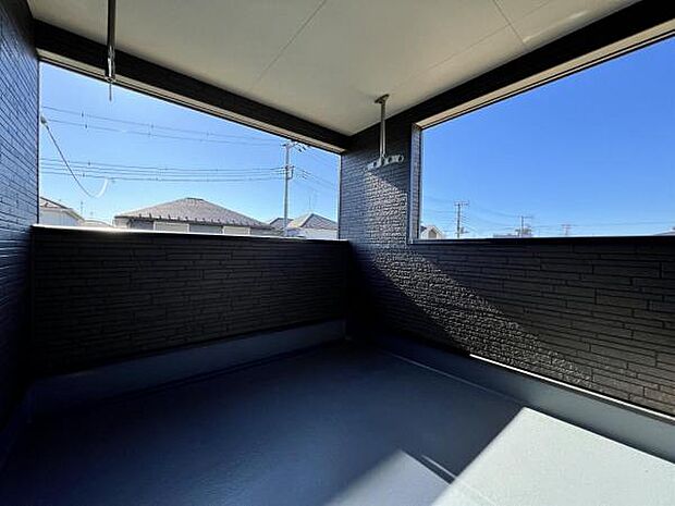 お洗濯ものを気持ち良く太陽の光で干せるのが嬉しいですね。