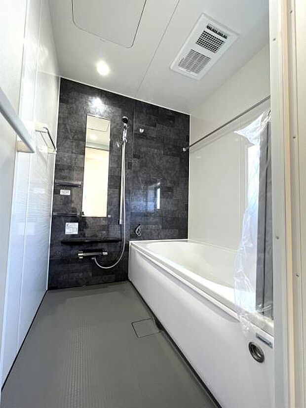 お風呂でほっとひといき。1日の疲れを癒しましょう。