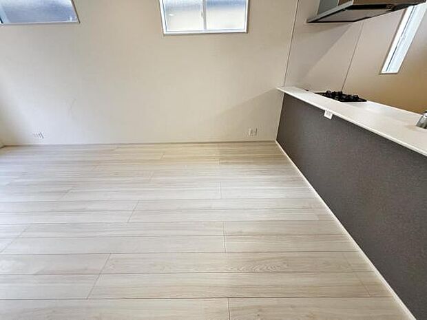 ご家族の温かい時間を演出するダイニングスペースです。