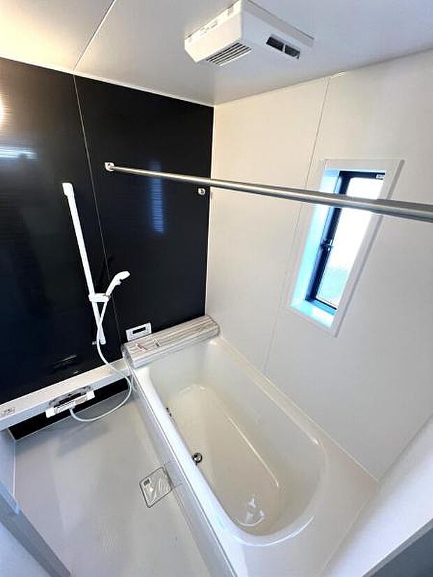 お風呂でほっとひといき。1日の疲れを癒しましょう。