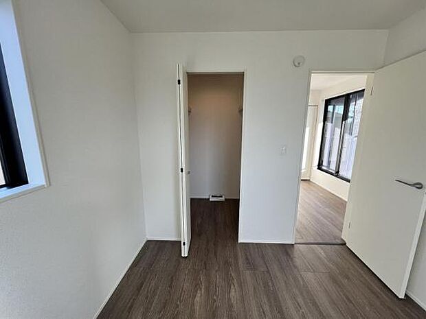 子供部屋や趣味の部屋など用途に合わせてお使いいただけます。