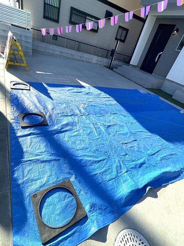 駐車場ももちろん完備しておりますのでお車所有の方にも心強いです。