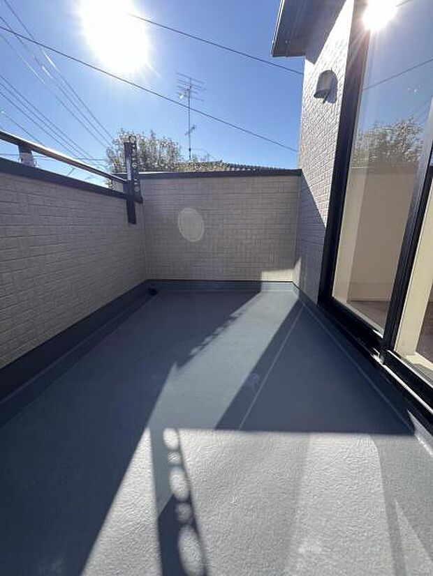 お洗濯ものを気持ち良く太陽の光で干せるのが嬉しいですね。