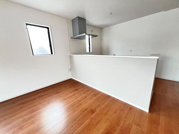 ご家族の温かい時間を演出するダイニングスペースです。