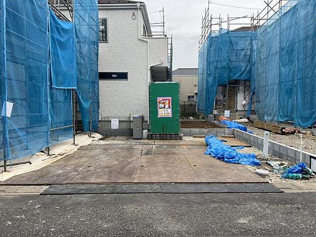 駐車場ももちろん完備しておりますのでお車所有の方にも心強いです。