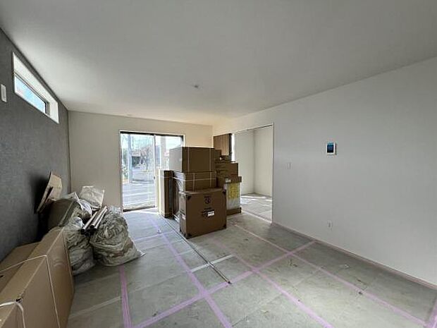 リビングダイニングになります。ご家族そろっての素敵な空間になりそうですね。