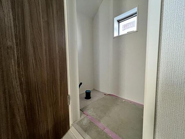 ほっと安らげるトイレ空間です。