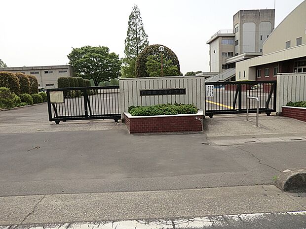 白岡市立南中学校まで約1500m（徒歩19分）