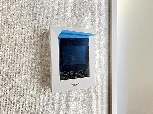 訪問者を確認できるTVモニター付きインターフォンです。