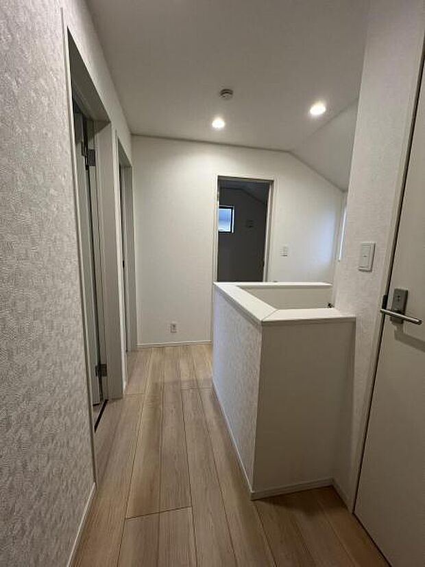 廊下部分、内観画像です。