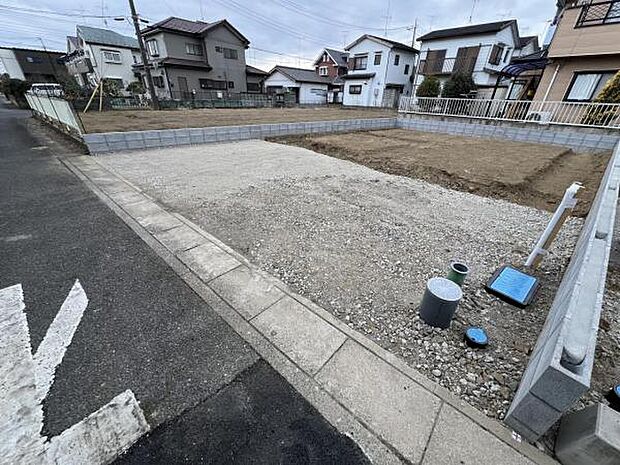 駐車場ももちろん完備しておりますのでお車所有の方にも心強いです。