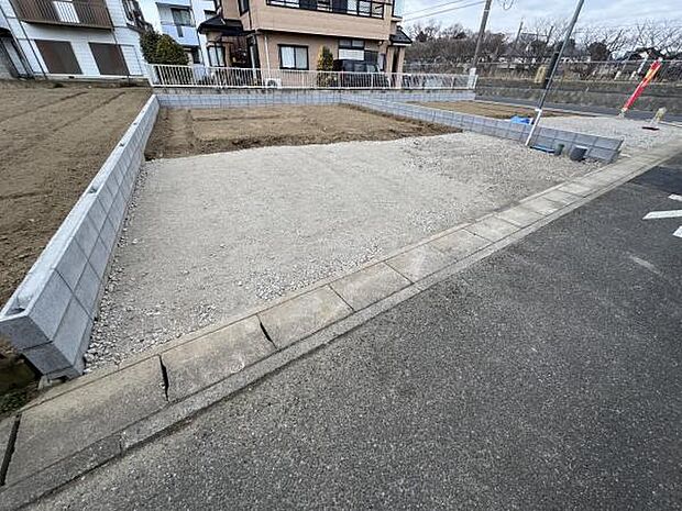 お庭スペースは、ガーデニングやお子様との外遊びなど多彩な用途でお楽しみいただけます。