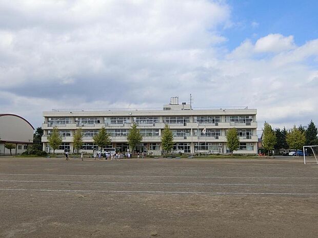 羽生市立須影小学校まで約1090m(徒歩14分)