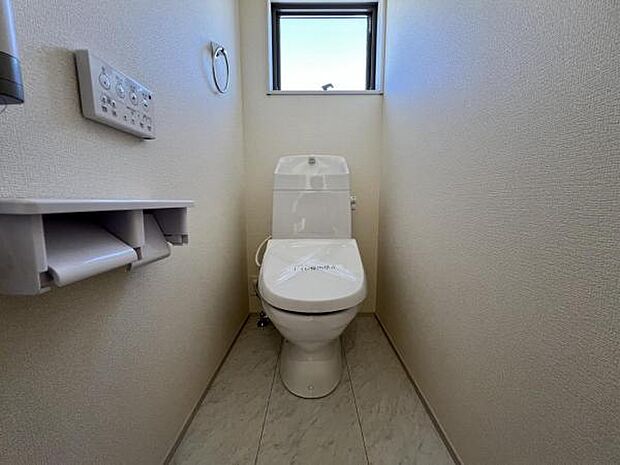 ほっと安らげるトイレ空間です。