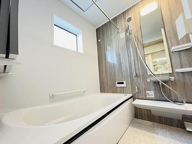 お風呂でほっとひといき。1日の疲れを癒しましょう。