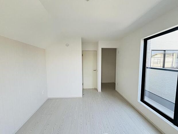 子供部屋にもちょうど良い大きさのお部屋です。