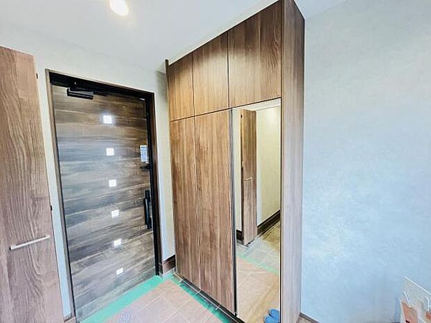 いつも気持ちよくご家族を迎えられる玄関です。