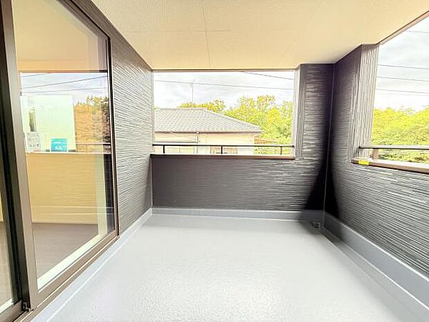 お洗濯ものを気持ち良く太陽の光で干せるのが嬉しいですね。