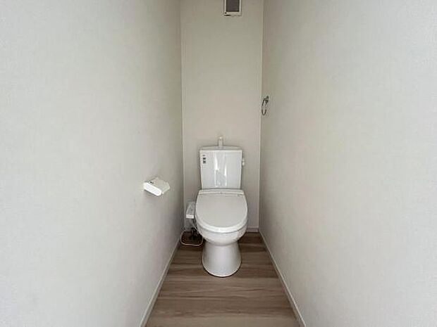 ほっと安らげるトイレ空間です。