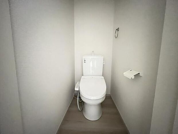 ほっと安らげるトイレ空間です。