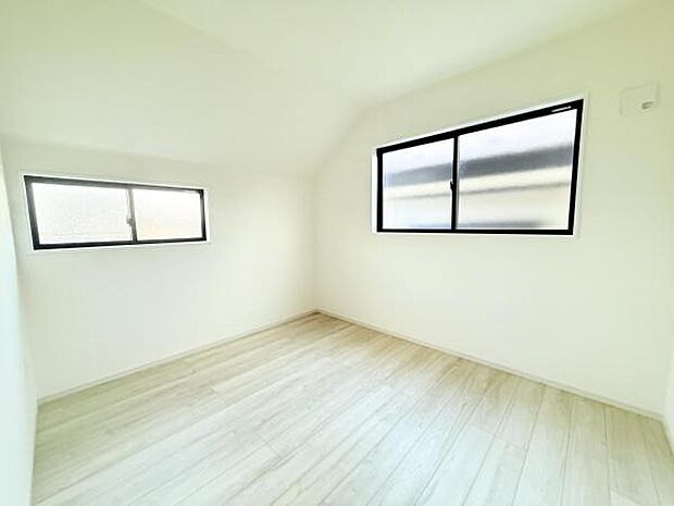 子供部屋にもちょうど良い大きさのお部屋です。