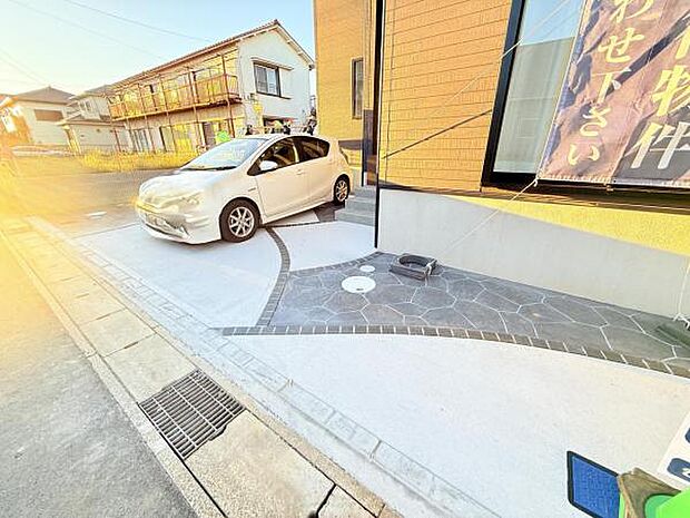 駐車場ももちろん完備しておりますのでお車所有の方にも心強いです。