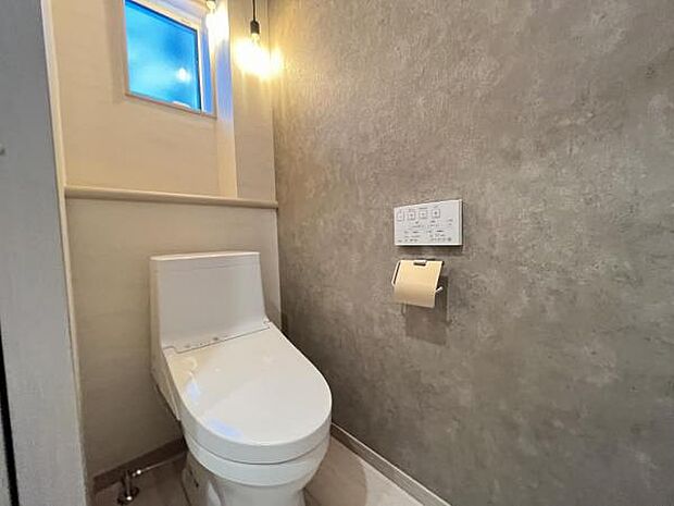 ほっと安らげるトイレ空間です。