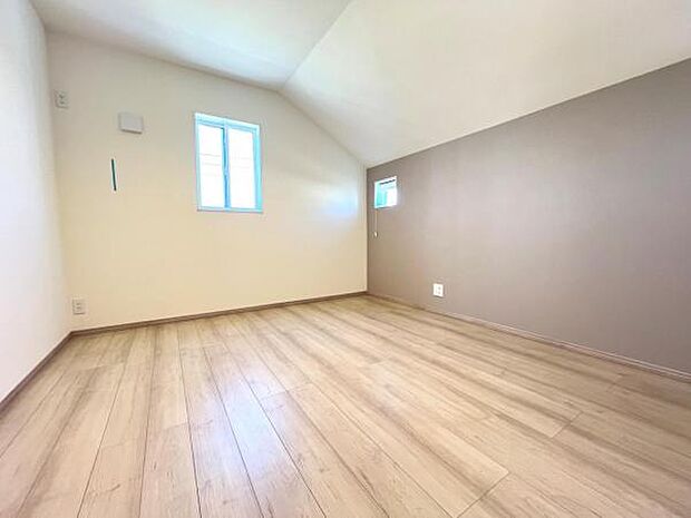 子供部屋にもちょうど良い大きさのお部屋です。