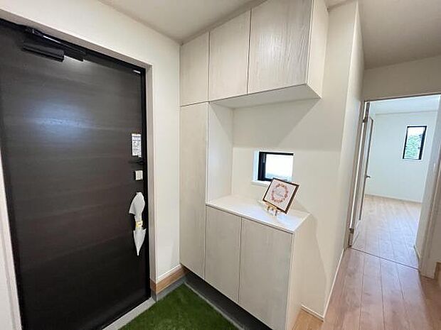 いつも気持ちよくご家族を迎えられる玄関です。