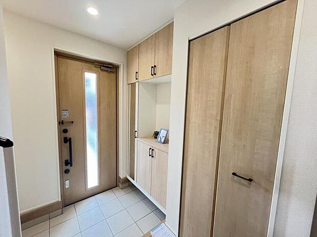 いつも気持ちよくご家族を迎えられる玄関です。