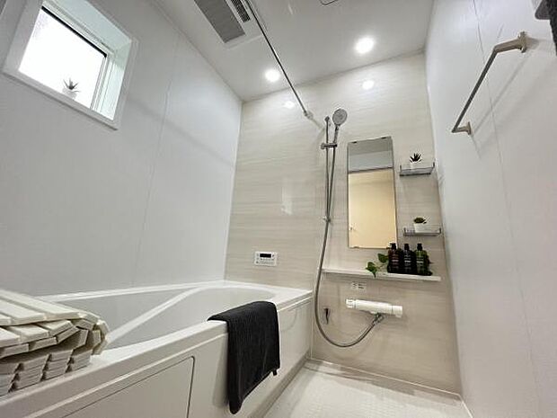 お風呂でほっとひといき。1日の疲れを癒しましょう。