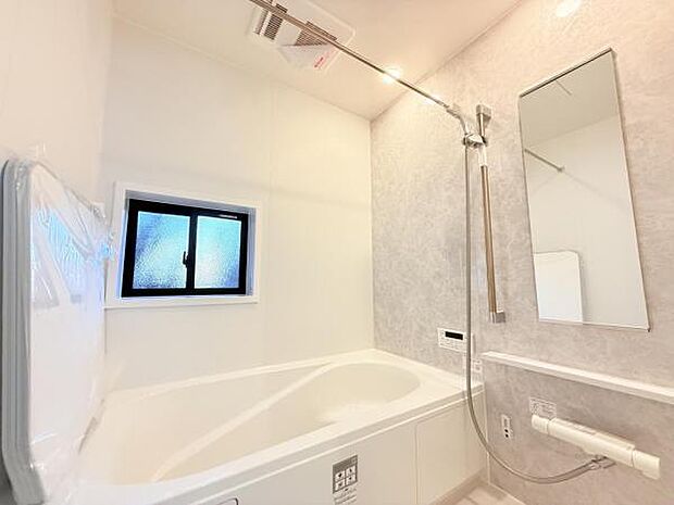 お風呂でほっとひといき。1日の疲れを癒しましょう。