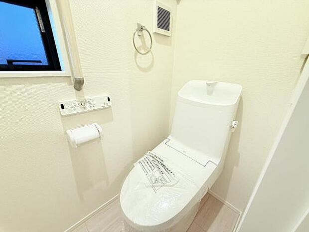 ほっと安らげるトイレ空間です。