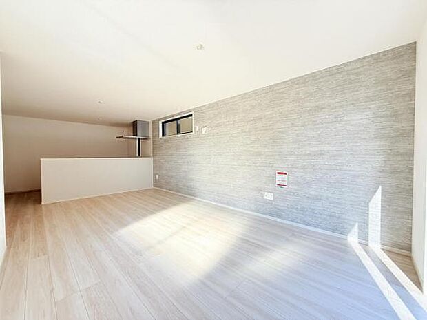 家族団らんの場所としてゆったりと居心地の良いリビングです。