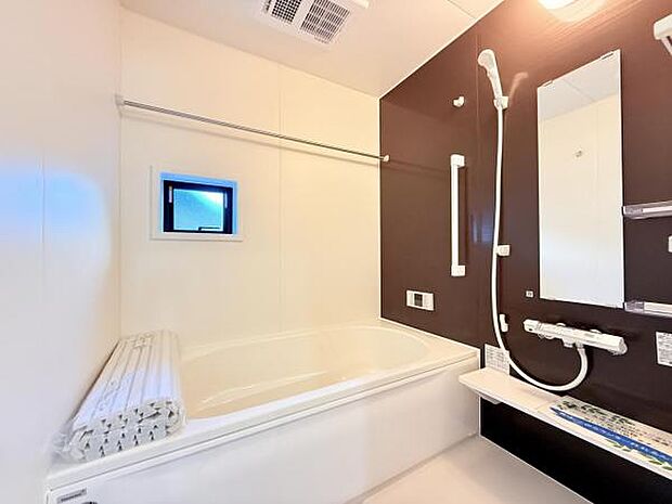 お風呂でほっとひといき。1日の疲れを癒しましょう。