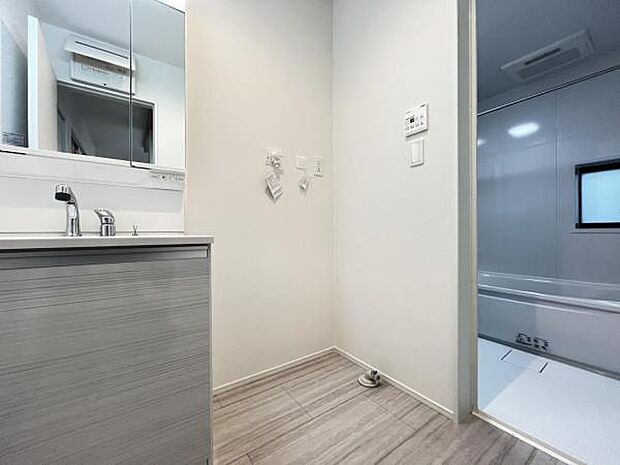 洗濯機置き場です