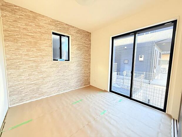 和室スペースです。畳のお部屋は寛げる空間ですね。