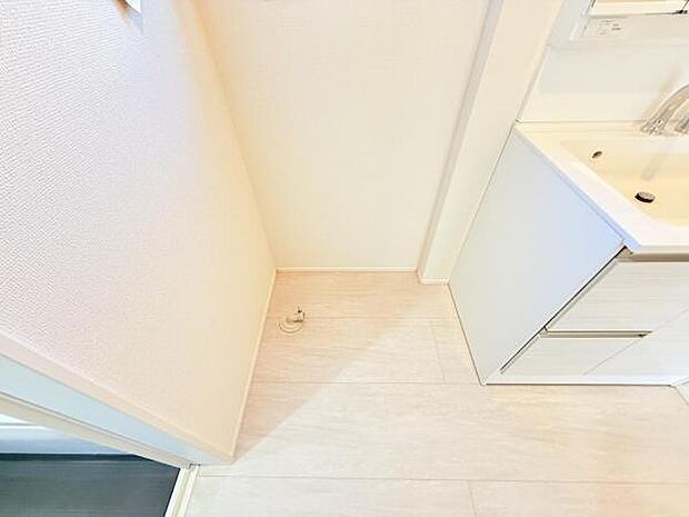 お天気を気にせずお洗濯ができ、室内干し可能です。