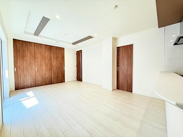 リビングダイニングになります。ご家族そろっての素敵な空間になりそうですね。